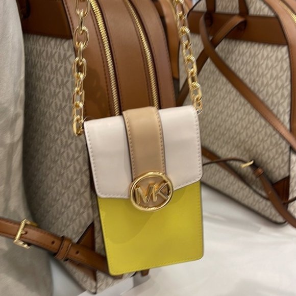 Michael Kors Carmen Small Color-Block Faux Leather Phone Crossbody Bag Sunshn - Picture 2 of 16